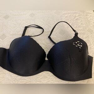 Victoria's Secret Embrace Bra Black  34C 80% 20% spandex Sexy Cutout Adjustable